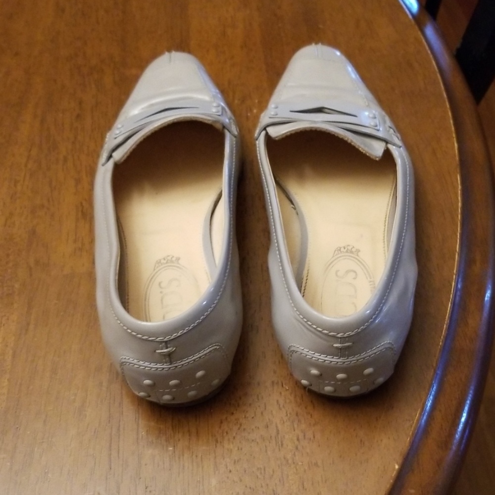 Women's Tod's oatmeal leather loafers - Picture 4 of 8